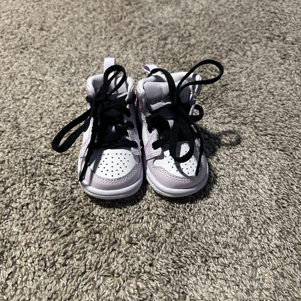 Nike Infant High-Top Sneakers - Picture 2 of 6